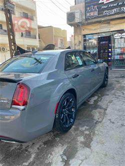 كرايسلر 300